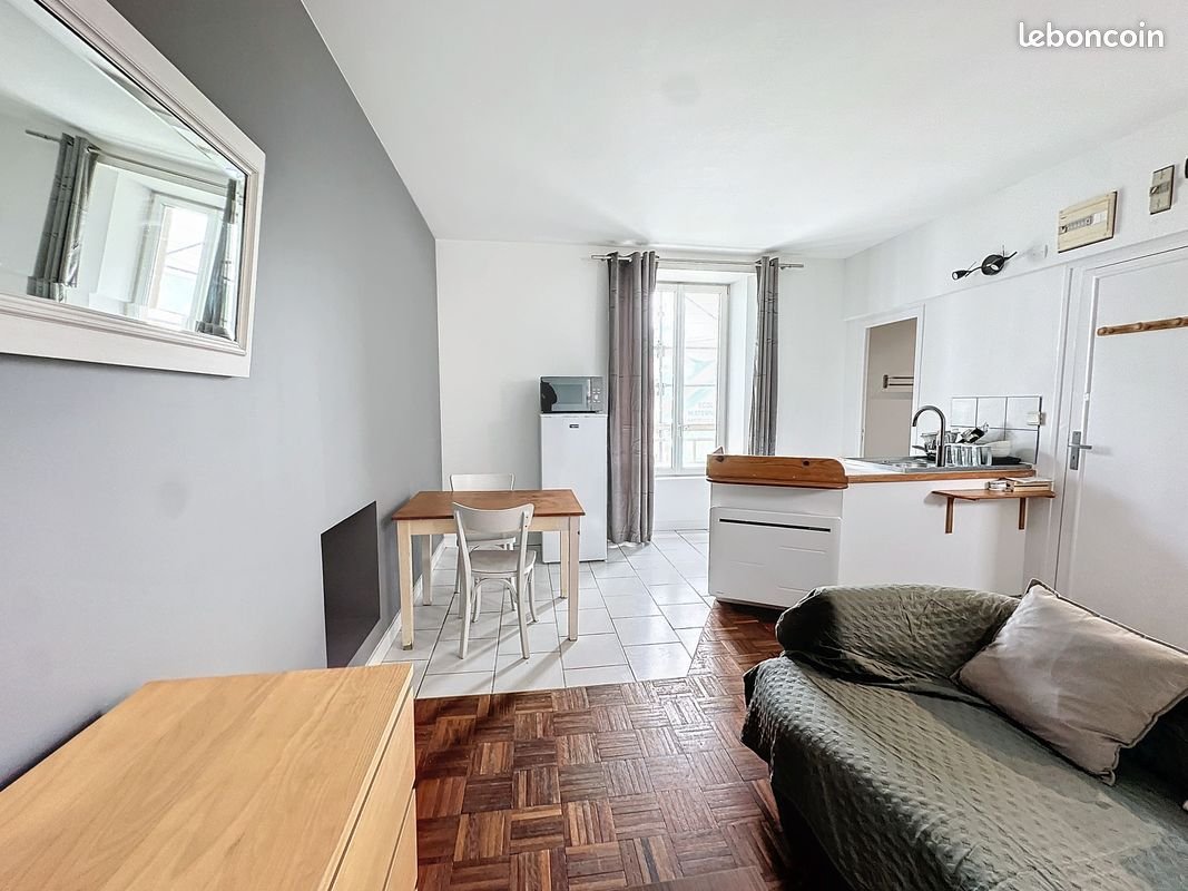Appartement à louer, 24m², Pont-l'Abbé