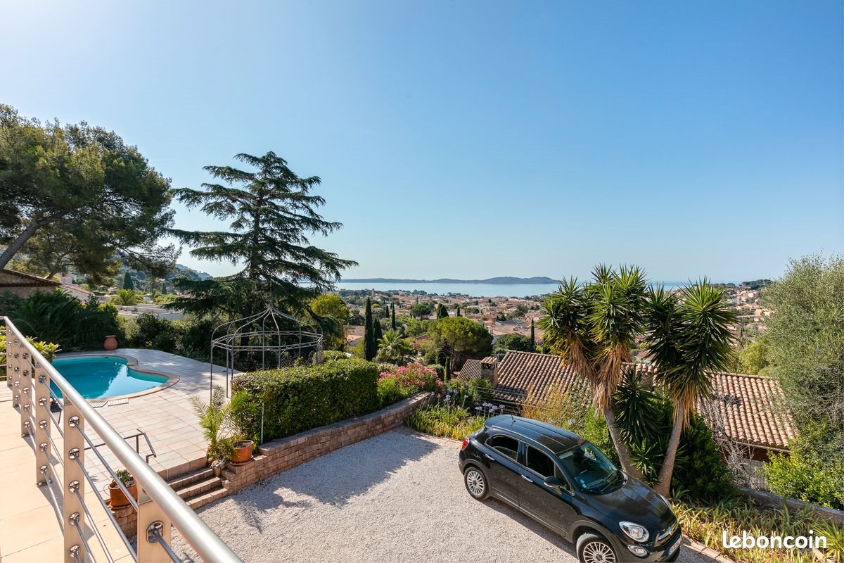 Maison à vendre, 141m², Carqueiranne