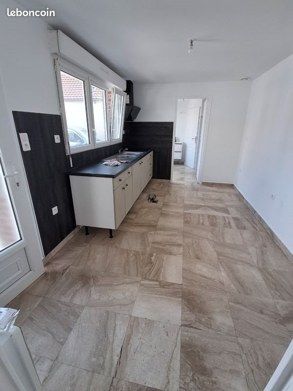 Appartement à louer, 35m², Corbie