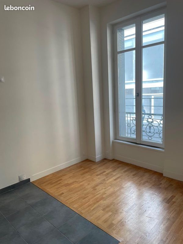 Appartement à louer, 28m², Paris 8ème