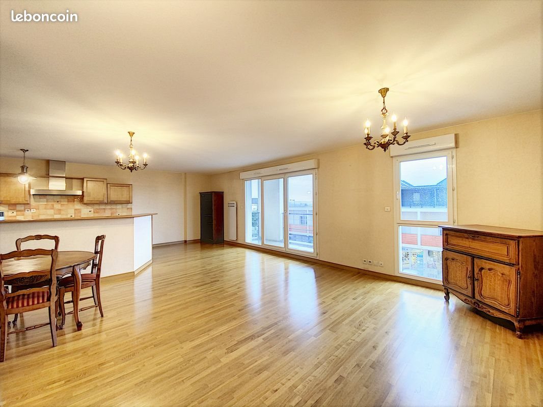 Appartement à louer, 85m², Bruz