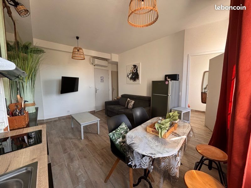 Appartement à louer, 35m², Rochefort