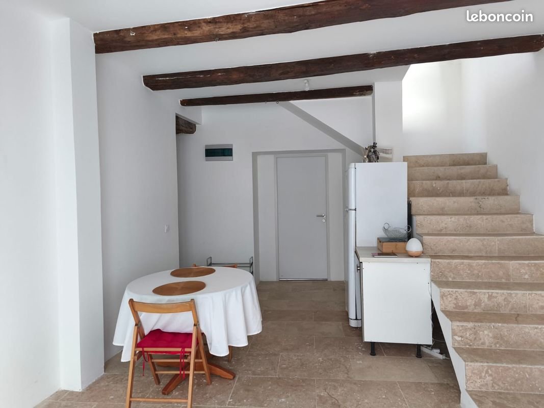 Maison à louer, 90m², Vallon-Pont-d'Arc