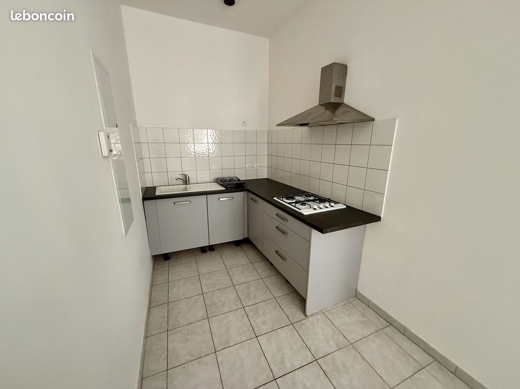 Appartement à louer, 53m², Arles