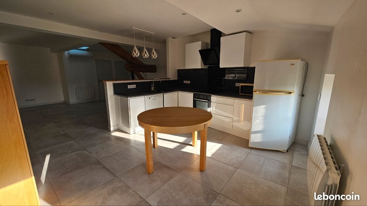 Appartement à louer, 84m², Heyrieux
