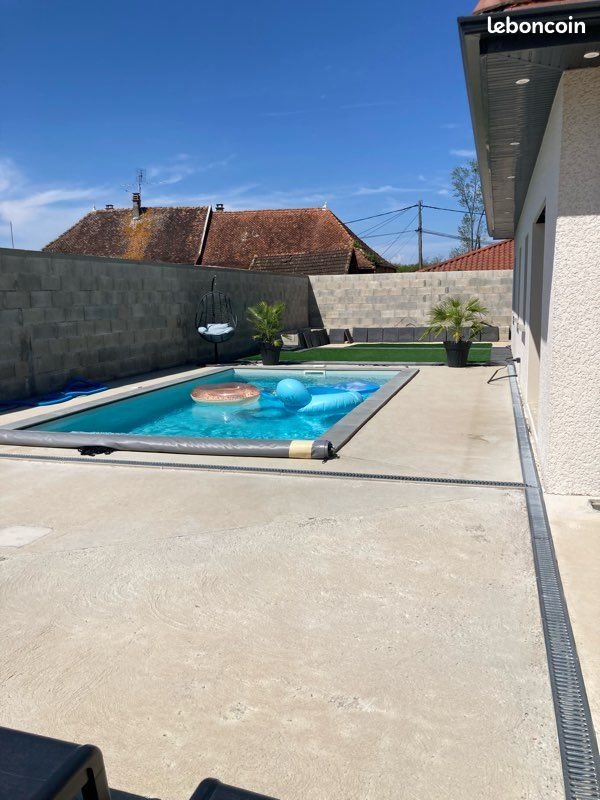 Maison à vendre, 140m², Vézeronce-Curtin