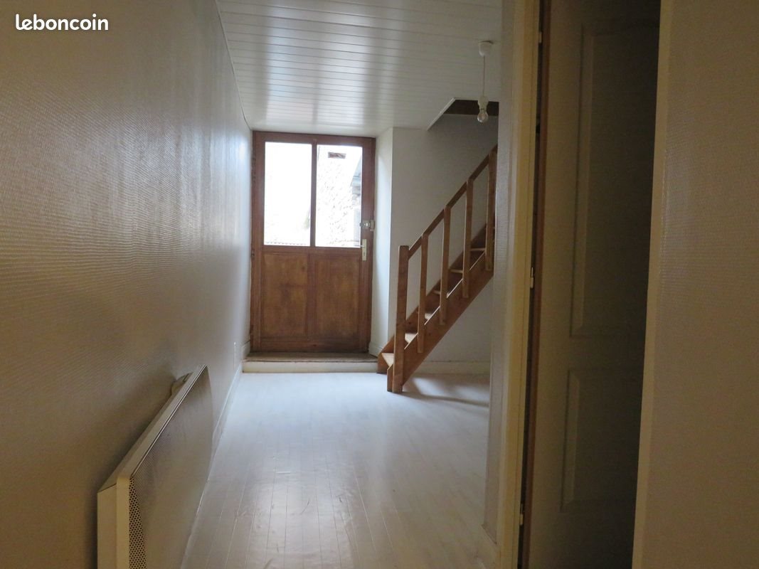 Appartement à louer, 45m², Ornans