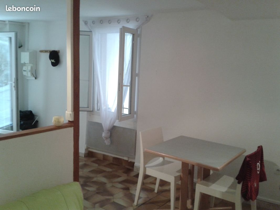Appartement à louer, 19m², Nébian