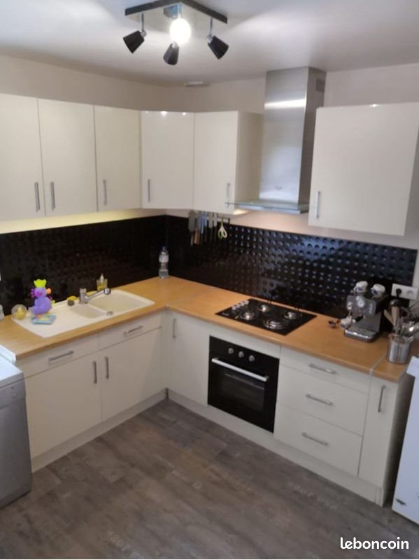 Appartement à louer, 120m², Knutange