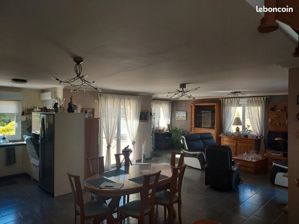 Maison à vendre, 136m², Genêts