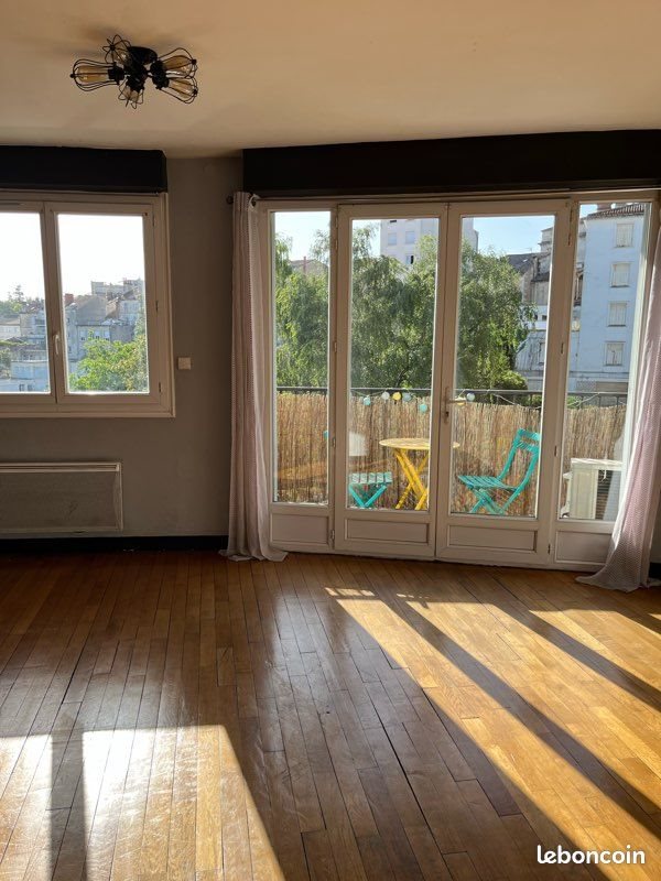 Appartement à vendre, 59m², Angoulême