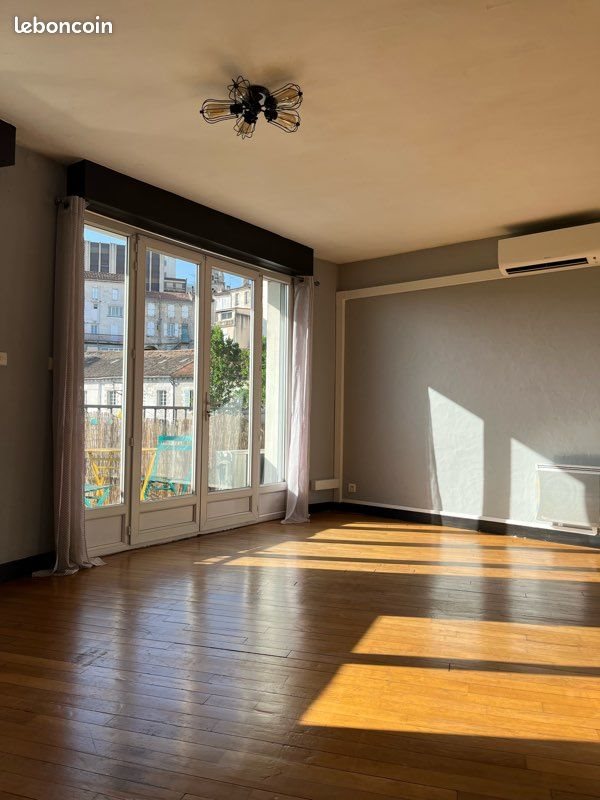 Appartement à vendre, 59m², Angoulême