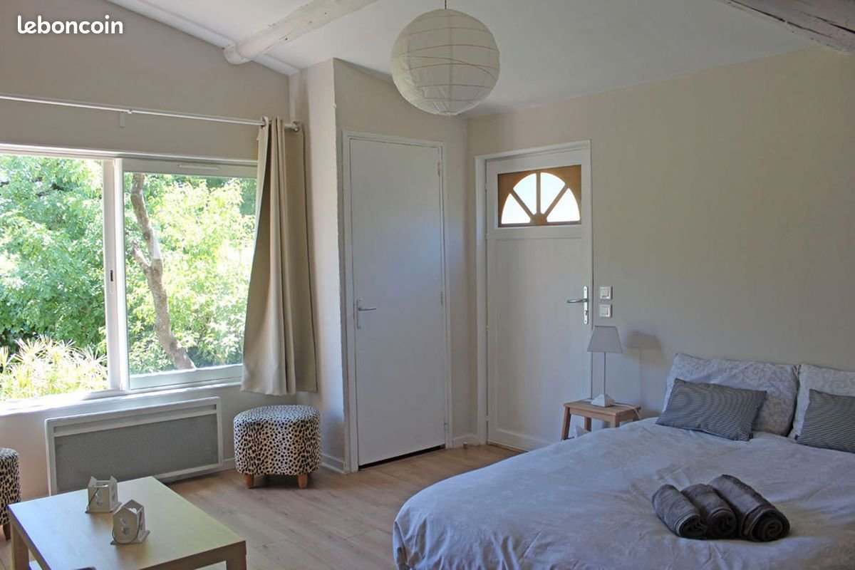 Appartement à louer, 30m², Roquefort-les-Pins