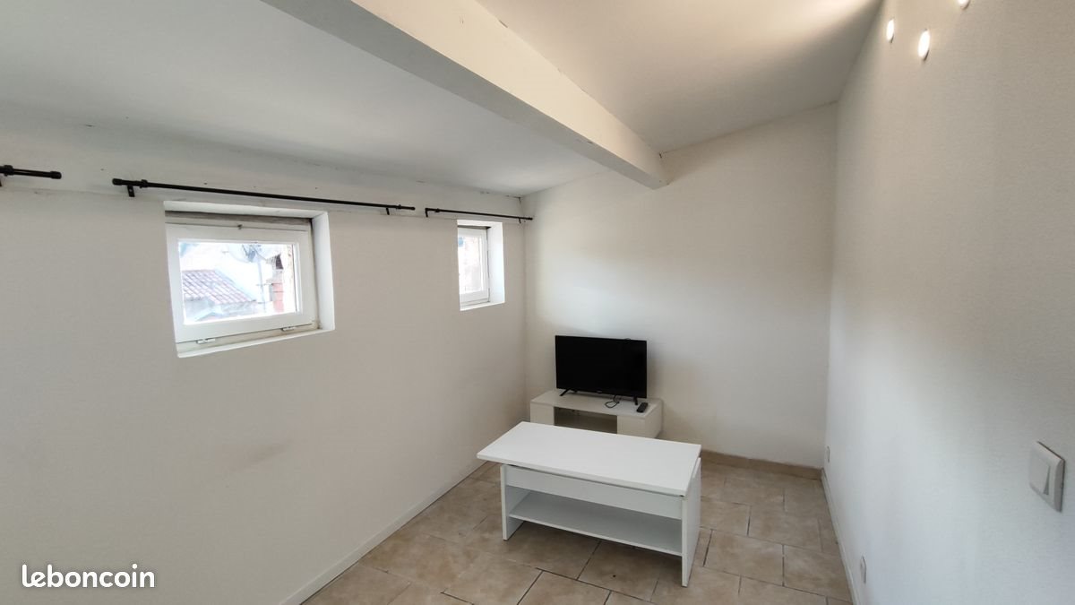 Appartement à louer, 29m², Auriol