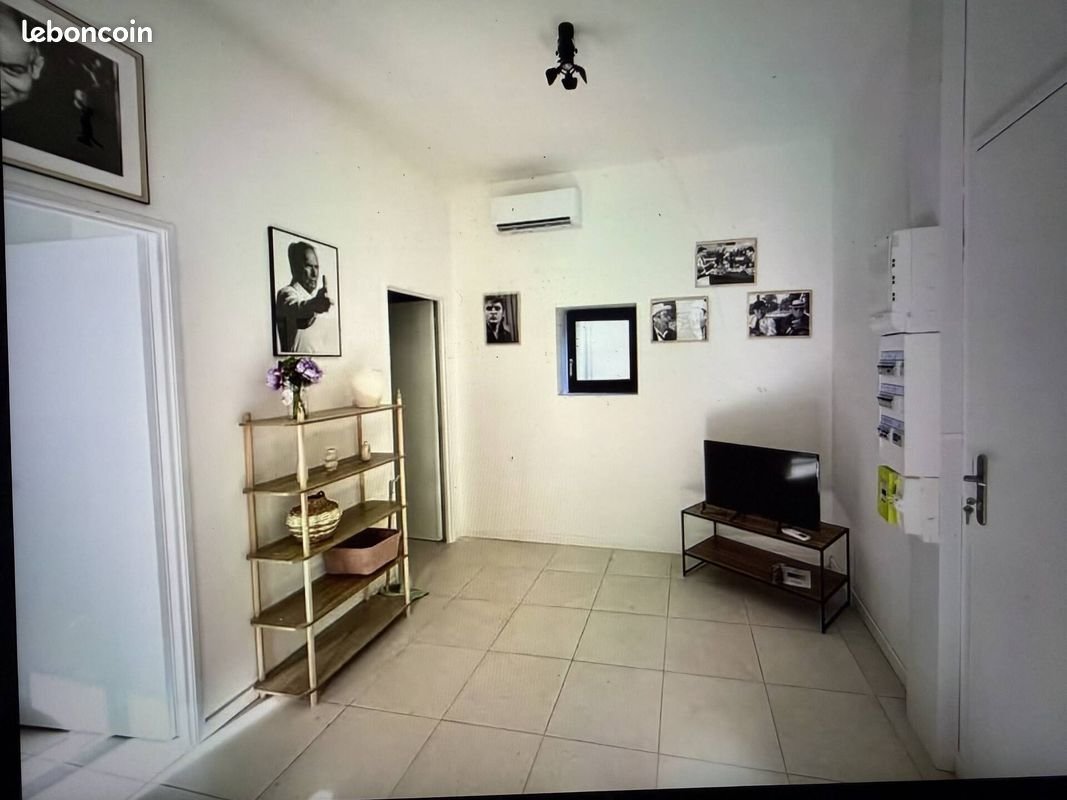 Appartement à louer, 43m², Nîmes