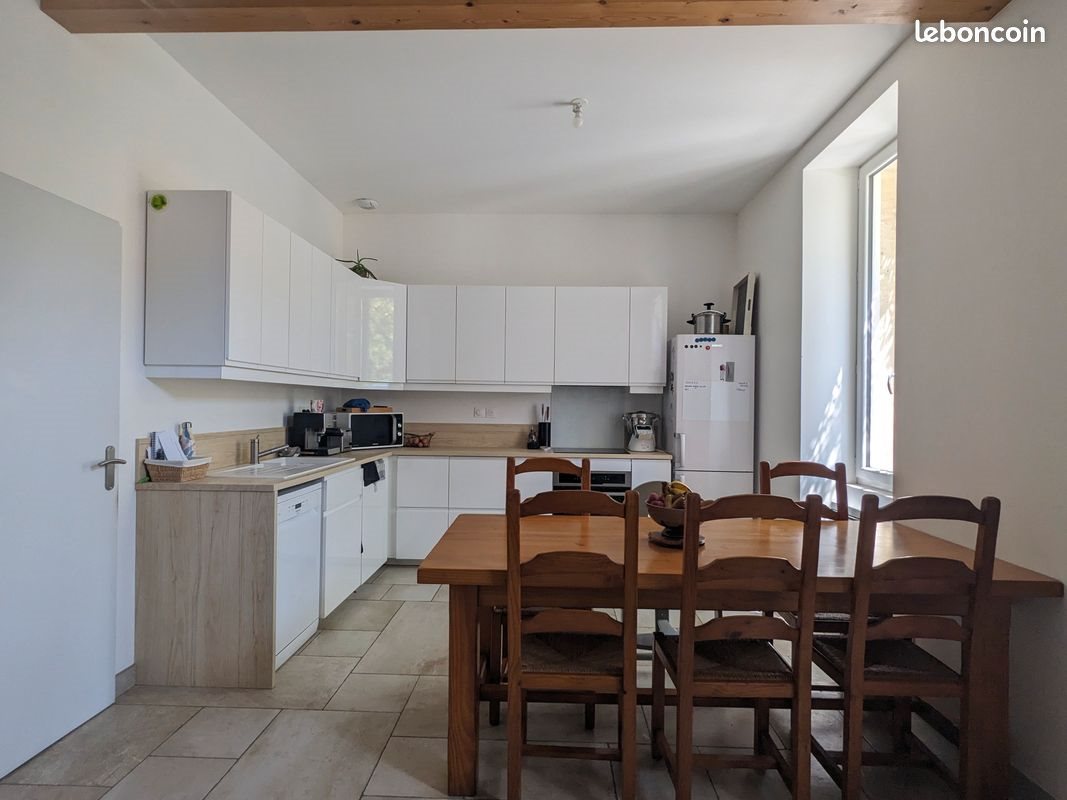 Maison à louer, 95m², Laruscade