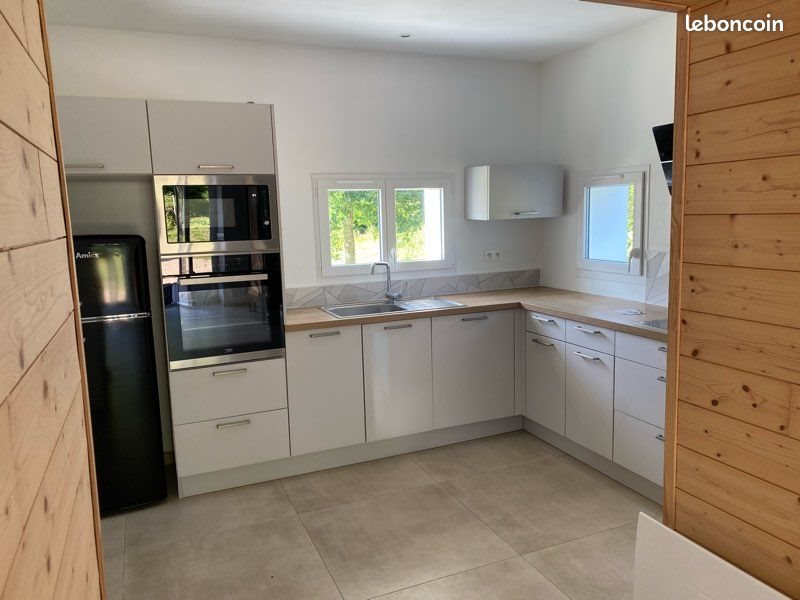 Maison à louer, 90m², Plounévez-Moëdec