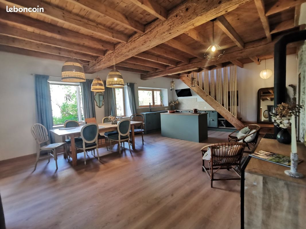 Maison à vendre, 190m², Soleymieu