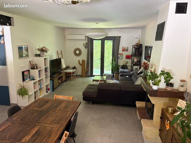 Maison à louer, 140m², L'Isle-sur-la-Sorgue