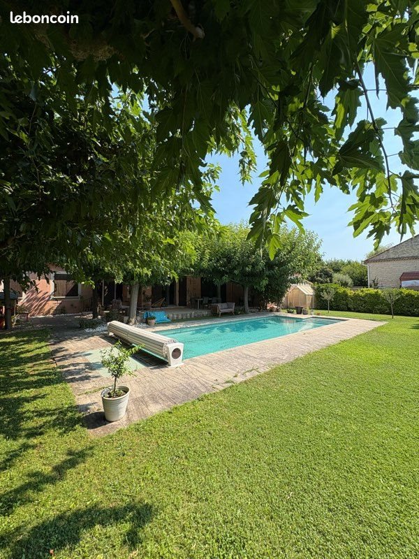 Maison à louer, 140m², L'Isle-sur-la-Sorgue