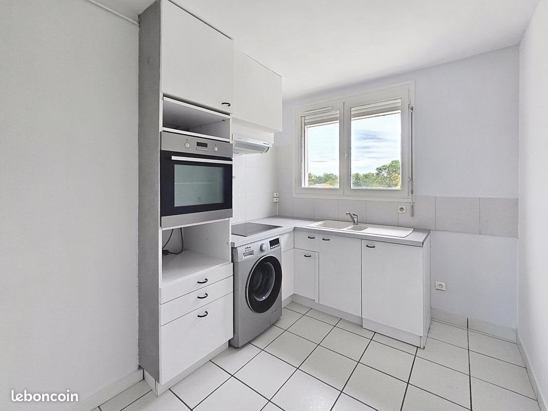 Appartement à louer, 42m², Pessac