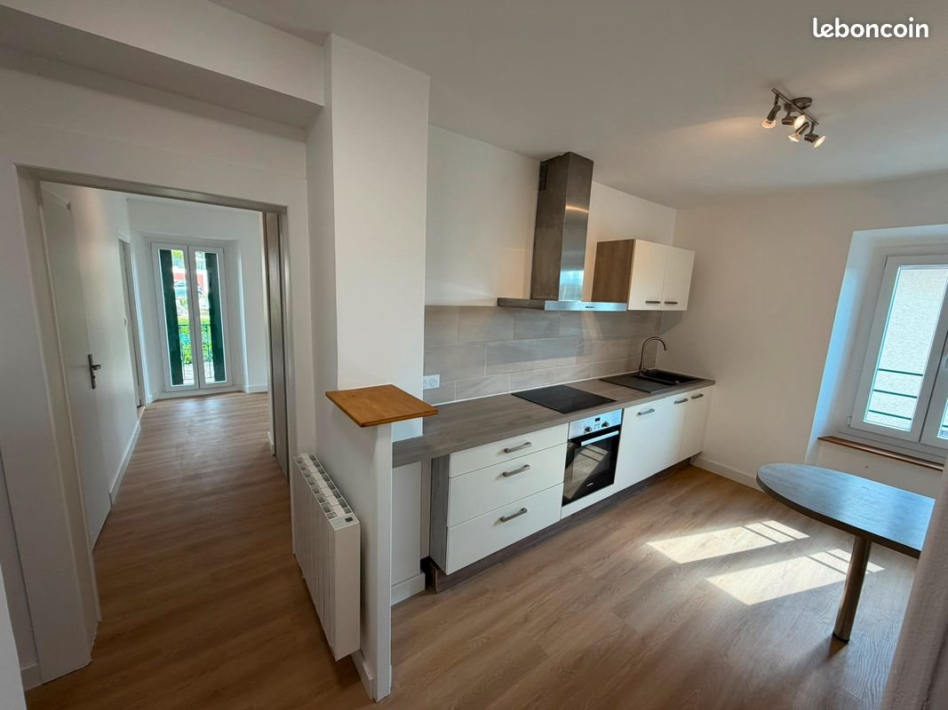 Appartement à louer, 60m², Machilly