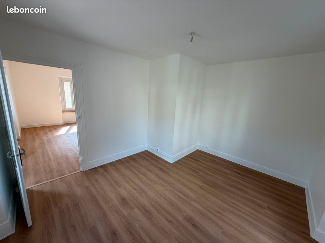 Appartement à louer, 60m², Machilly