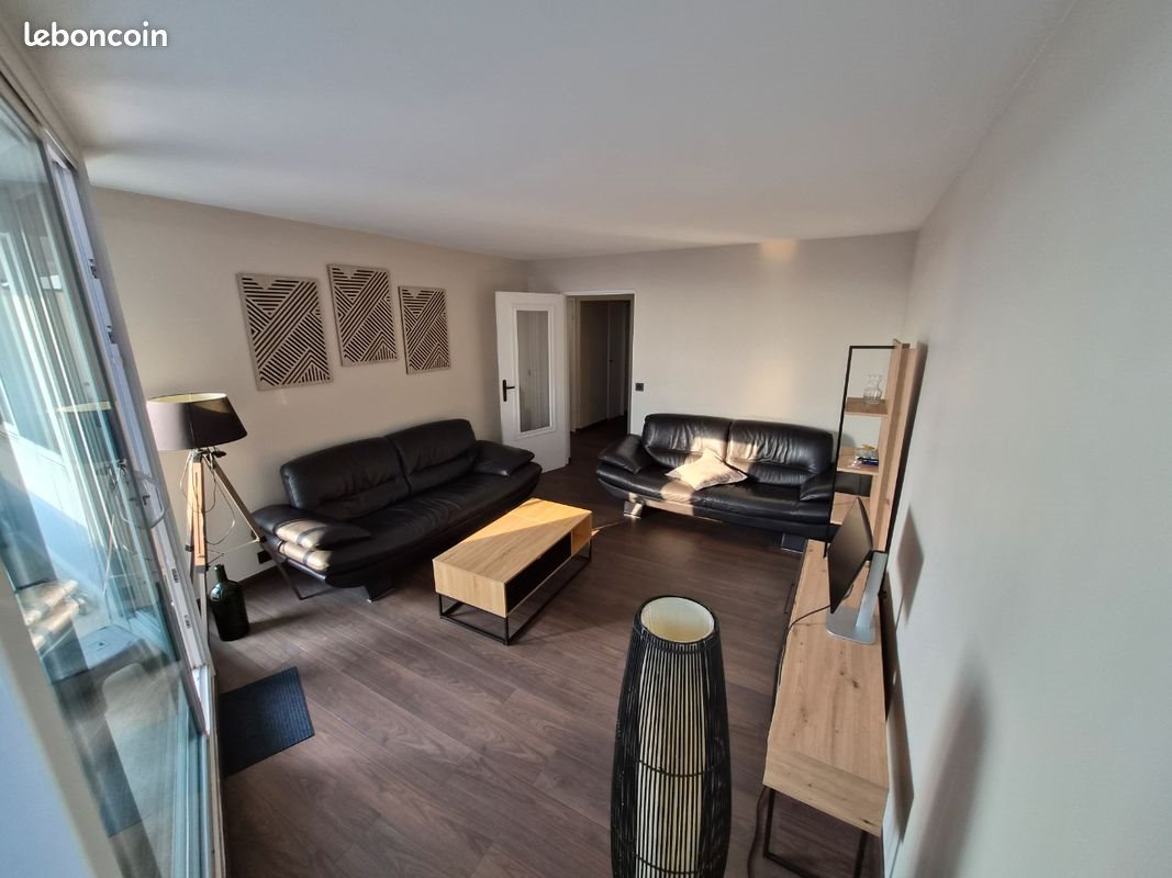 Appartement à louer, 47m², Massy