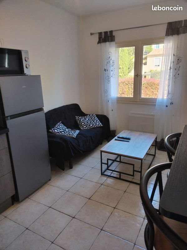 Appartement à louer, 25m², Uzès