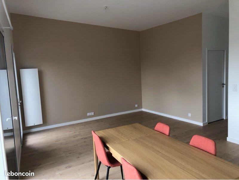 Maison à louer, 65m², Plaintel