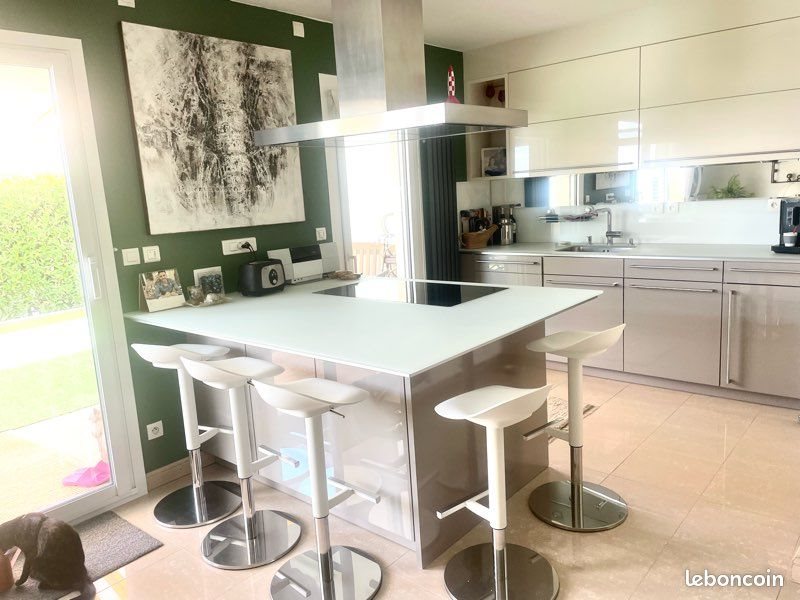 Appartement à vendre, 94m², Ferney-Voltaire