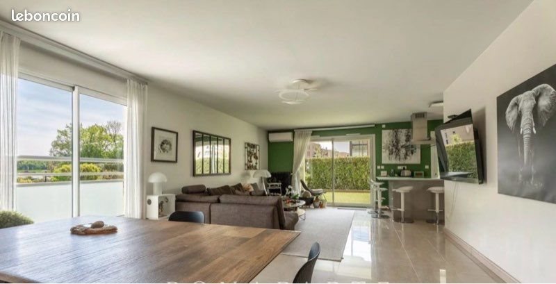 Appartement à vendre, 94m², Ferney-Voltaire