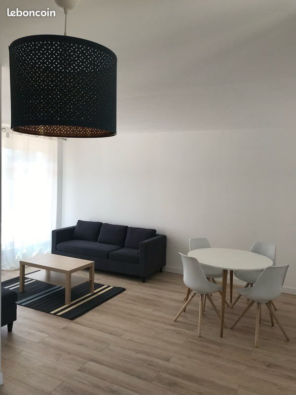 Appartement à louer, 72m², Cergy