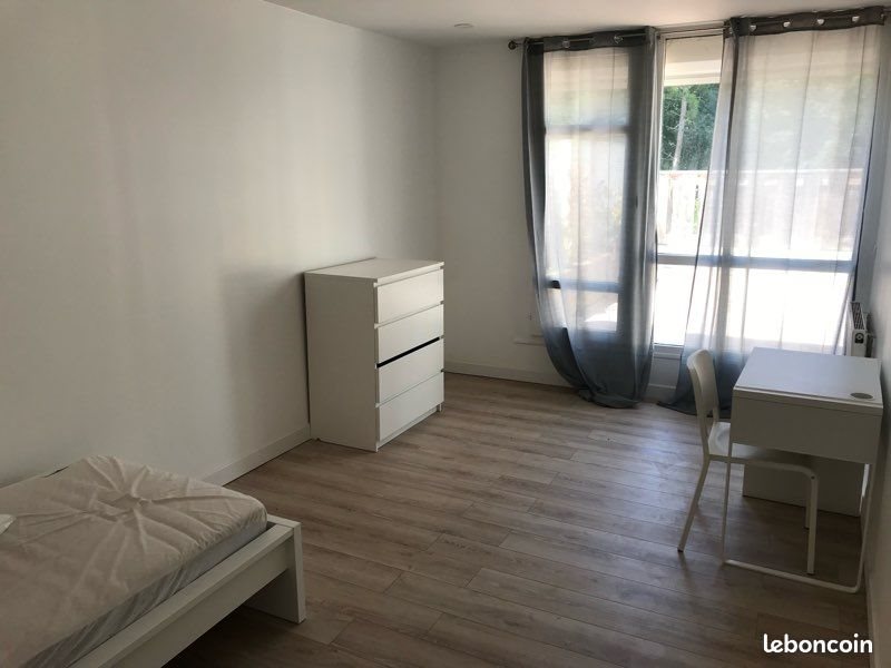 Appartement à louer, 72m², Cergy