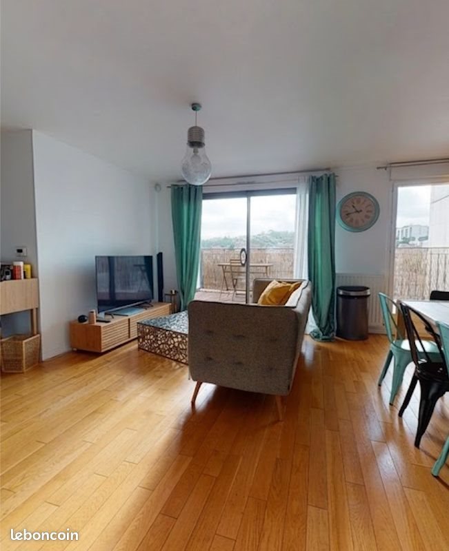 Appartement à louer, 85m², Nanterre