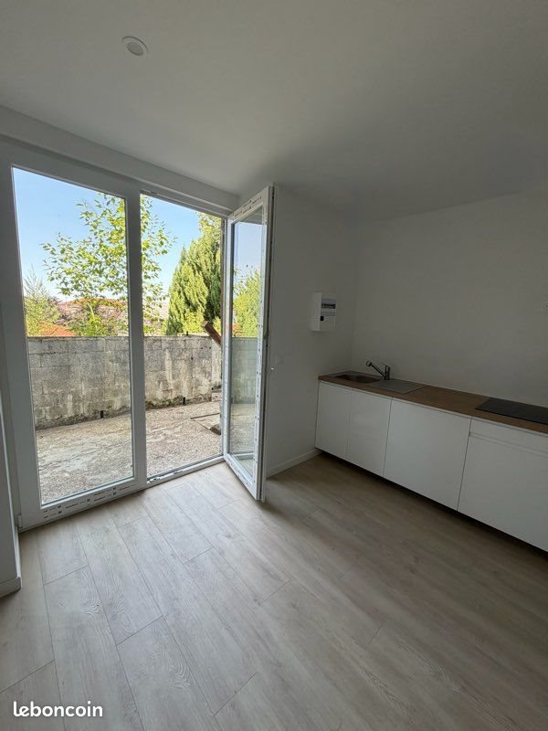 Appartement à vendre, 30m², Saint-Etienne