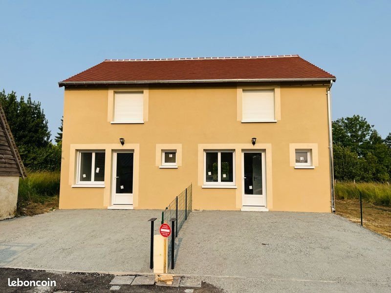 Maison à louer, 70m², Courcemont