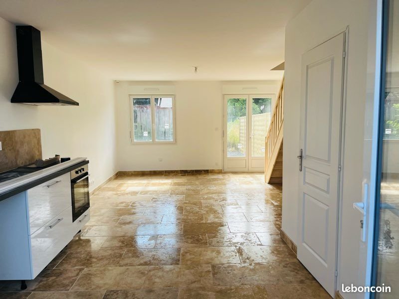 Maison à louer, 70m², Courcemont