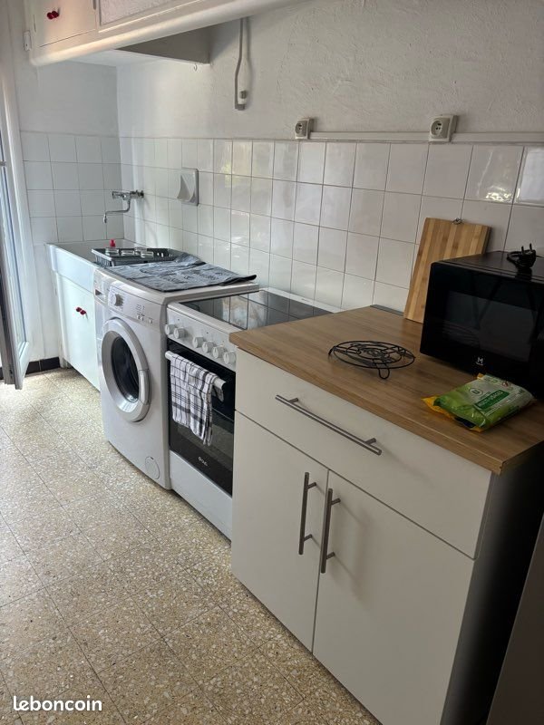 Appartement à louer, 31m², Marseille 5ème