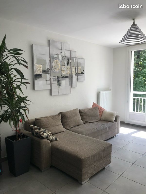 Appartement à louer, 57m², Saint-Egrève