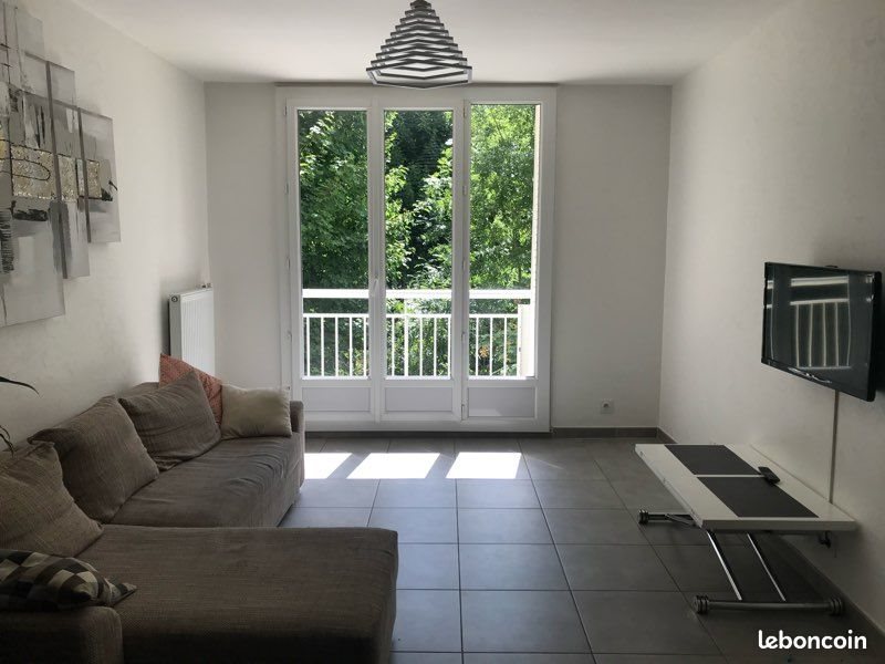 Appartement à louer, 57m², Saint-Egrève