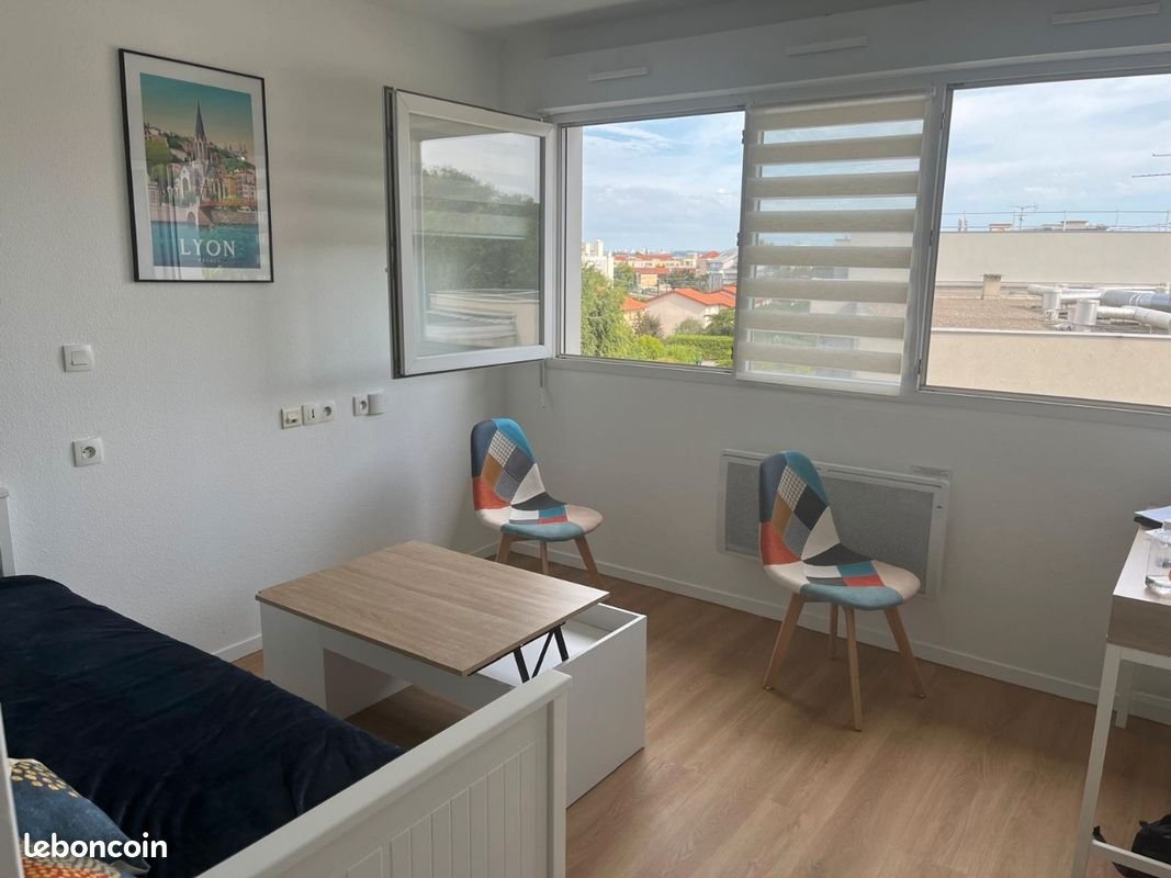 Appartement à louer, 18m², Bron