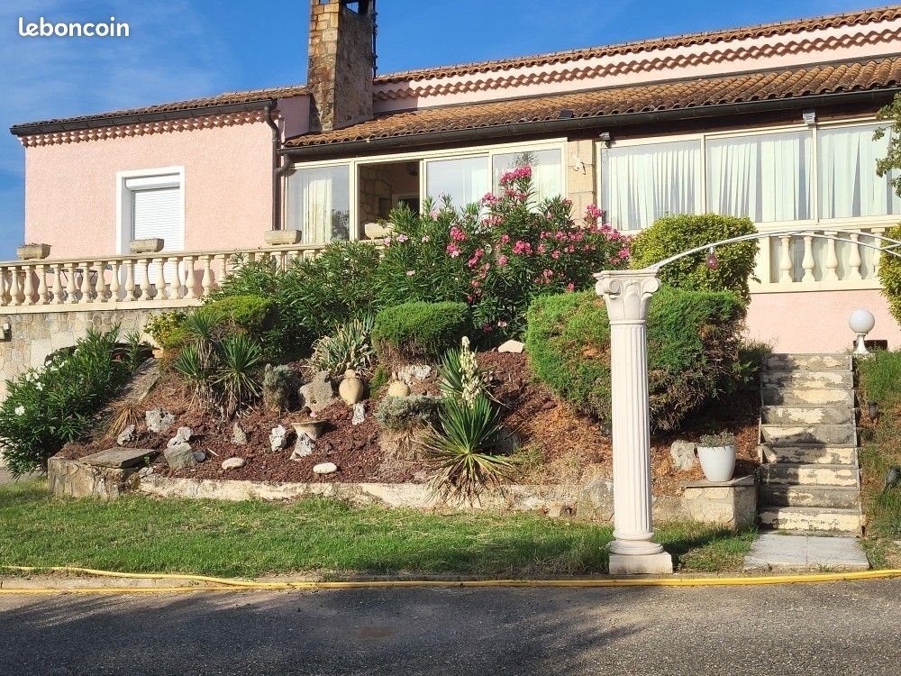 Maison à vendre, 121m², Saint-Étienne-de-Fontbellon