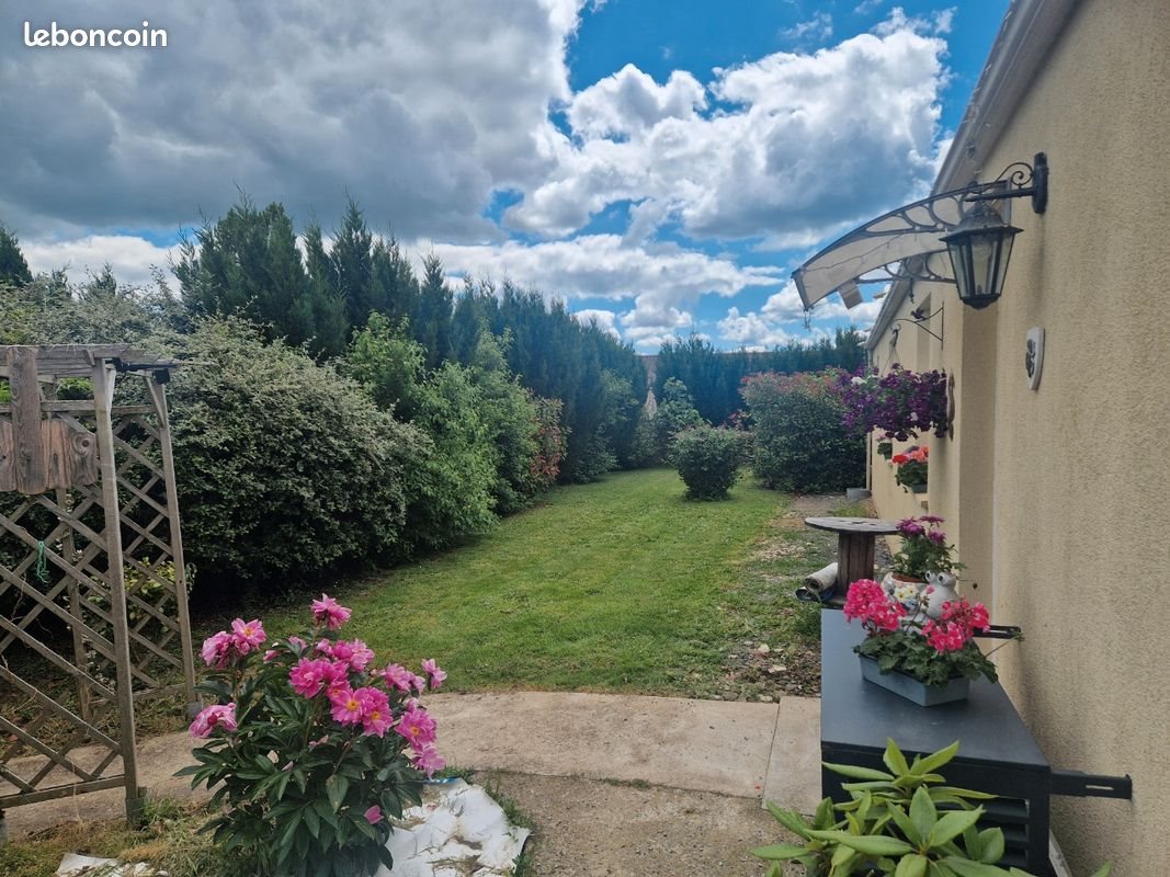 Maison à vendre, 140m², Chapelle-Viviers
