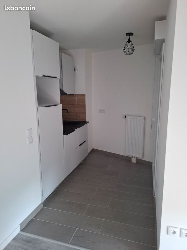Appartement à louer, 27m², Saint-Pierre-du-Perray