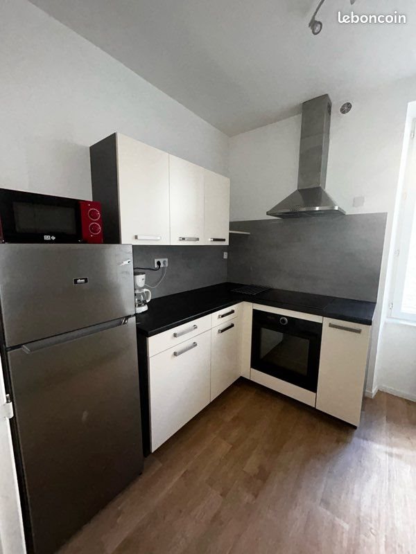 Appartement à louer, 45m², Saint-Chély-d'Apcher