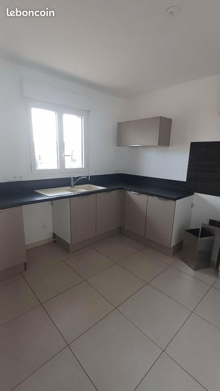 Maison à louer, 136m², Trizay