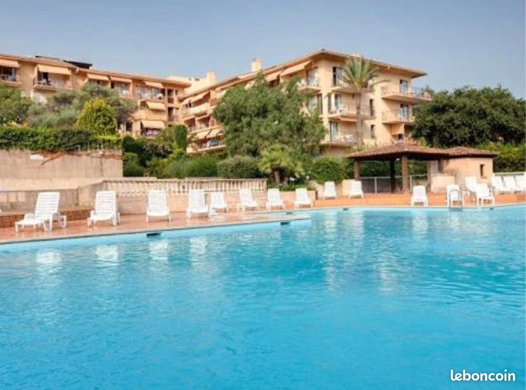 Appartement à louer, 26m², Saint-Tropez