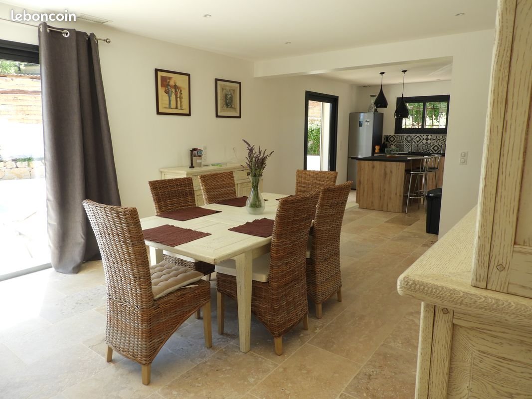 Maison à louer, 110m², Lorgues