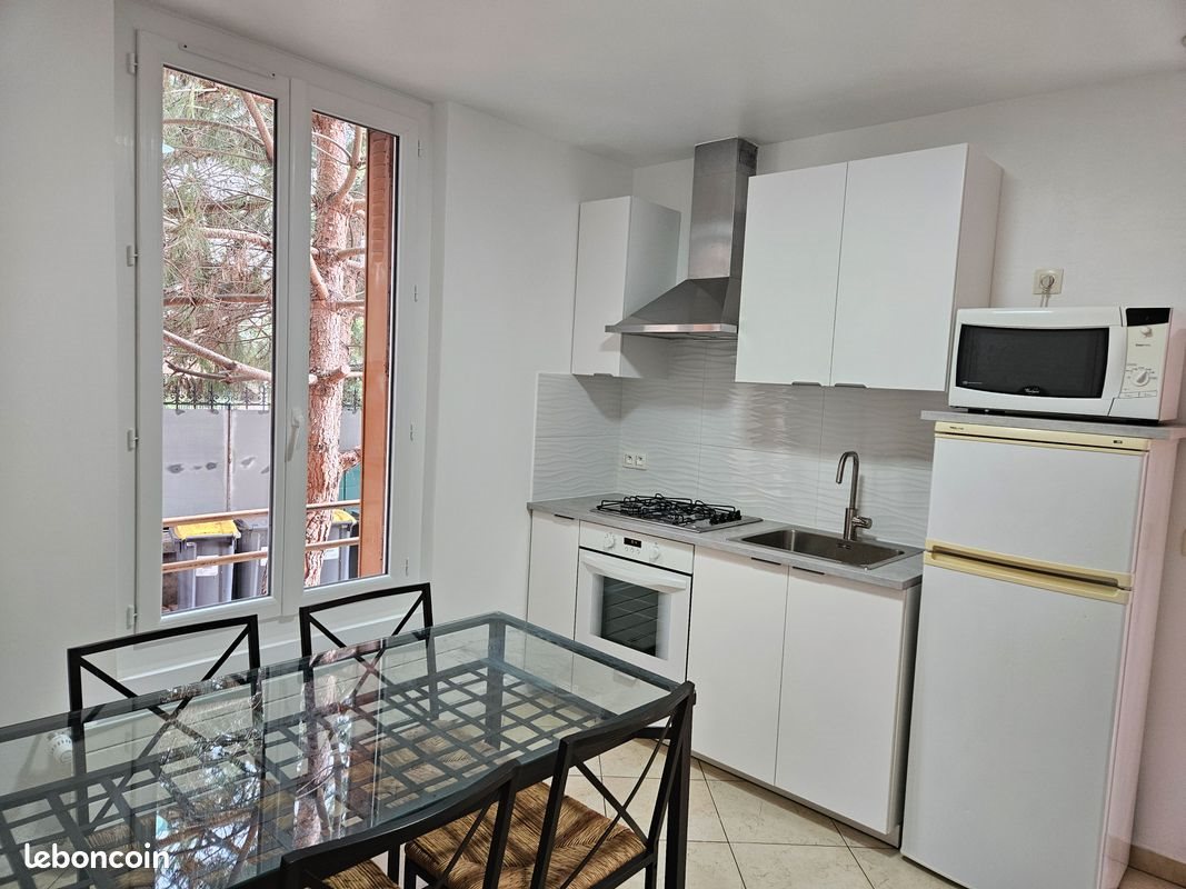 Appartement à louer, 32m², Nanterre